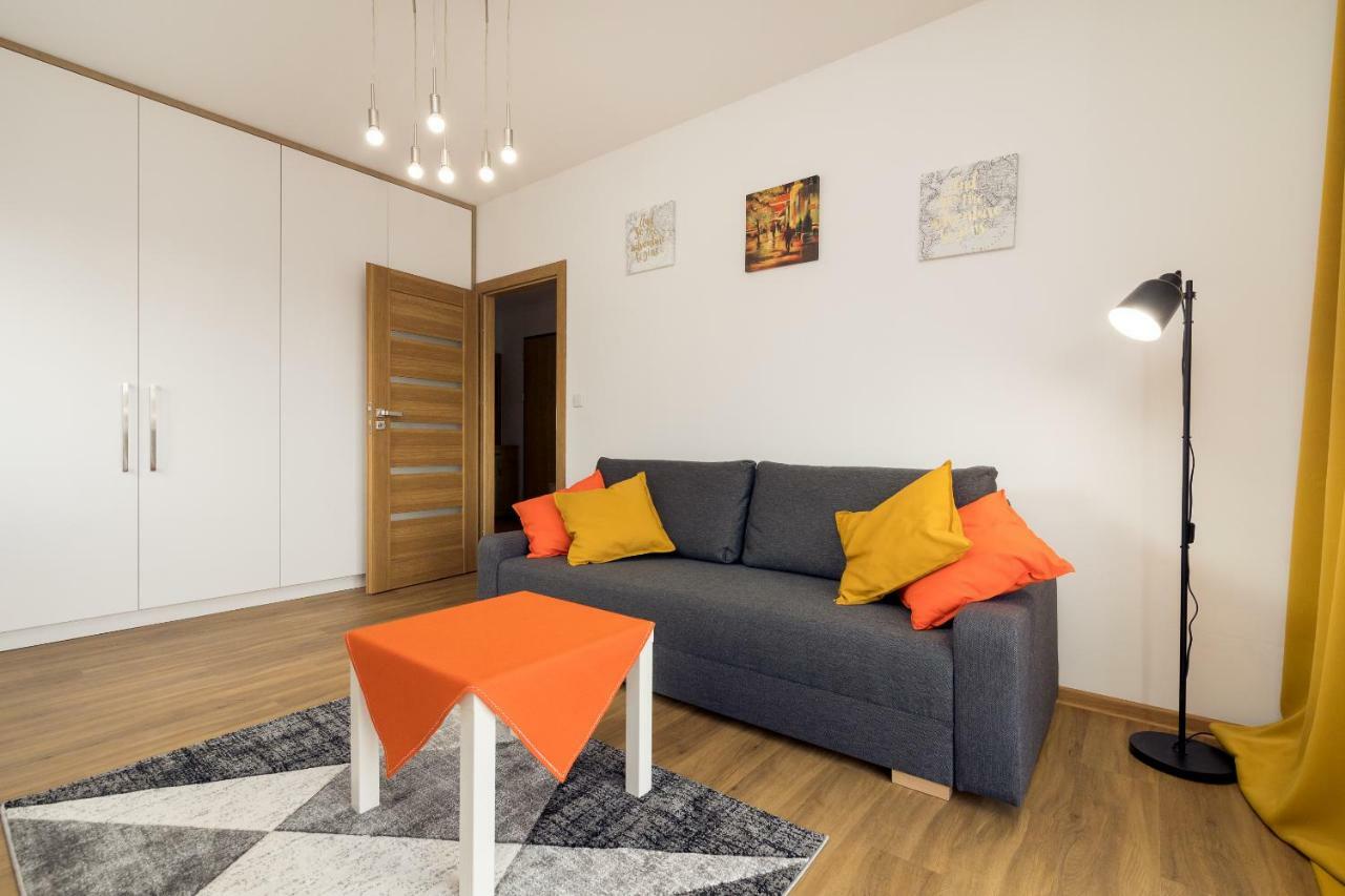ורשה Wola Business Apartments מראה חיצוני תמונה