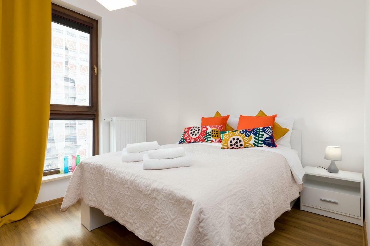 ורשה Wola Business Apartments מראה חיצוני תמונה